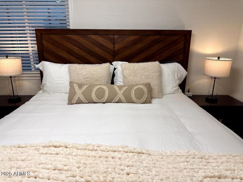 B139F599-CBBF-450E-A0E5-3E867476191A_1_1