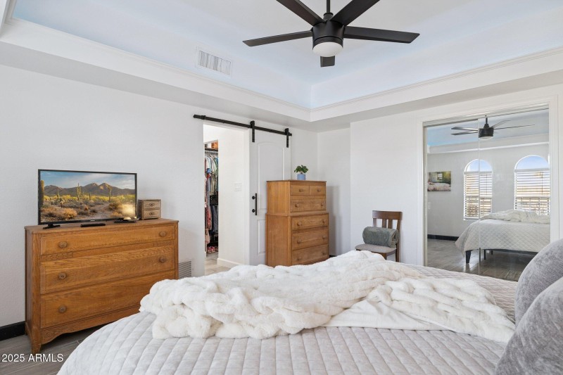 18-web-or-mls-17005-e-nicklaus-dr