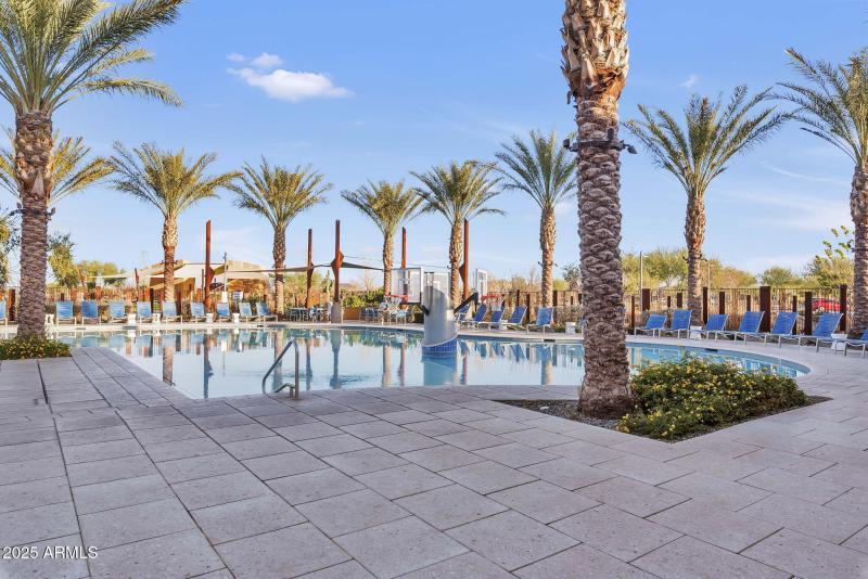 53-web-or-mls-ZDLB_4410