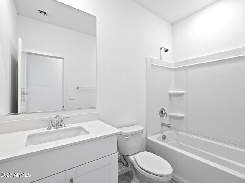 24602 W CHAMBERS Street