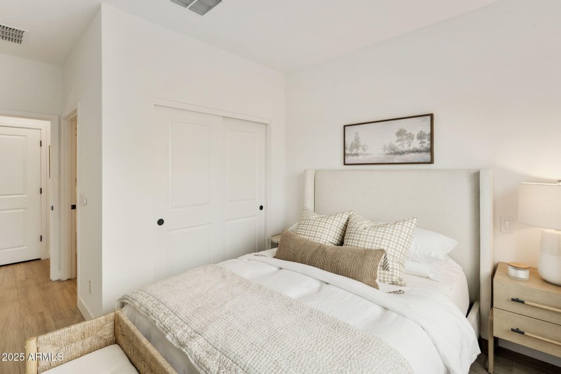 104-web-or-mls-dlb_1443-dlb_1447