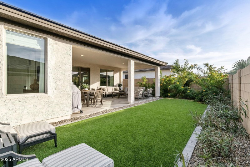 96-web-or-mls-DLB_1430