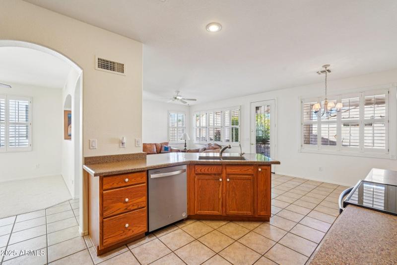 13-web-or-mls-W Udall Dr-S2312-013