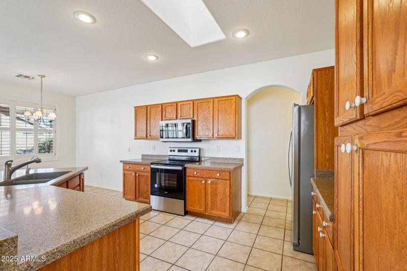 14-web-or-mls-W Udall Dr-S2312-014