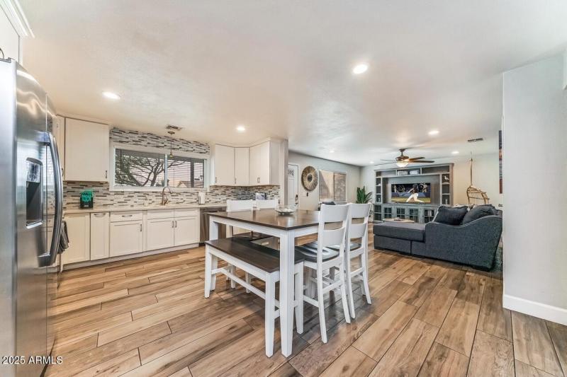 598730814_10161952149457854_149041042537