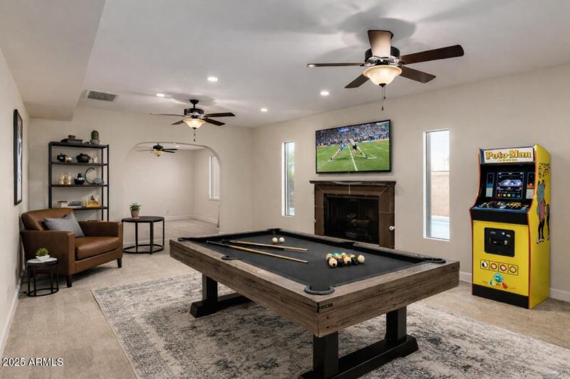 8B9C4E9D-EACF-498B-A92C-8D393F7A37F5