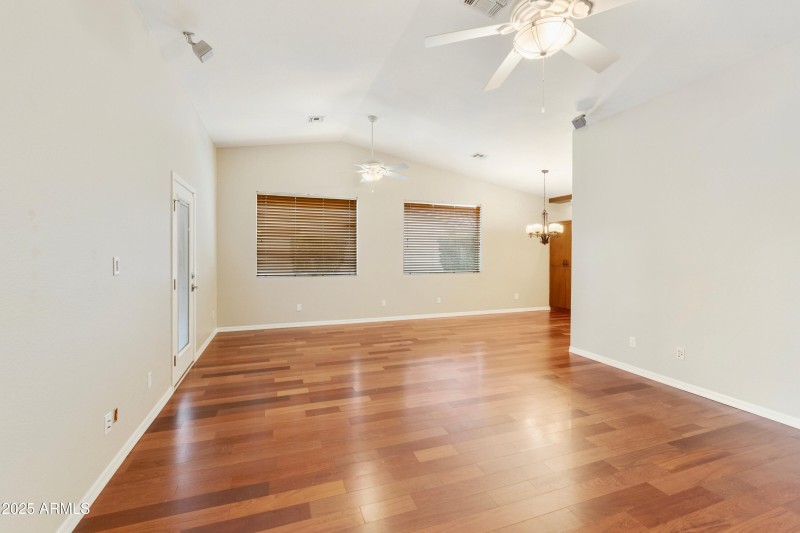 4300 E Cassia Ln Gilbert AZ-print-009-04