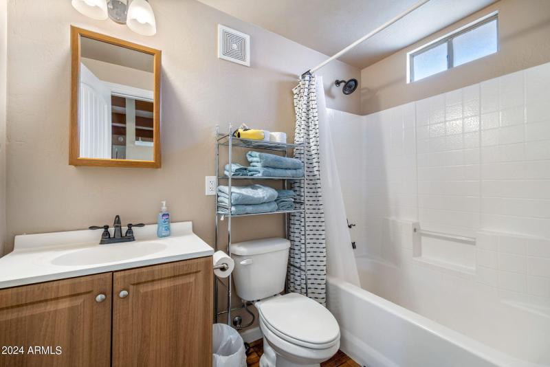 86ClubhouseLn-Concho-AZ-19