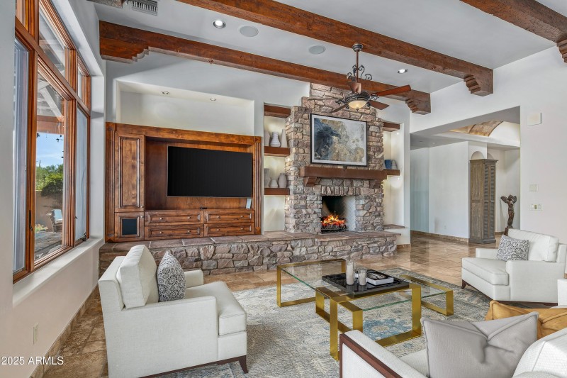 030_Great Room to Guest Ensuites