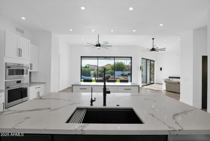 33-web-or-mls-P1415102