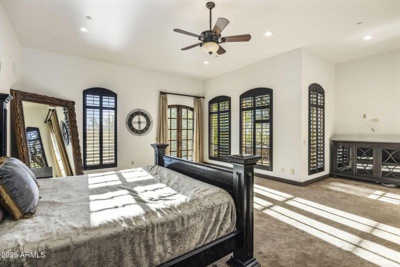 Primary to Juliet Balcony