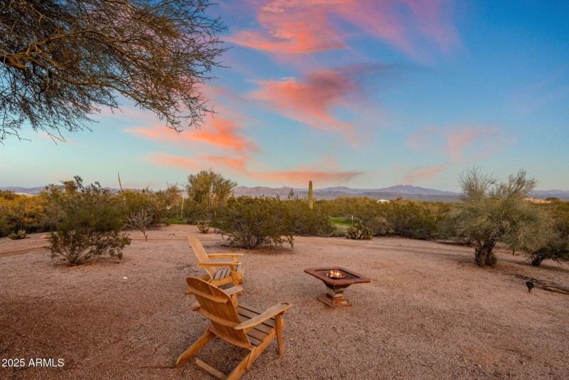 27 FIRE PIT WITH VIEWS