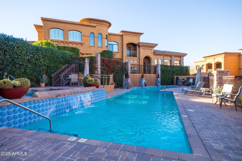 7199 E RIDGEVIEW Place 101