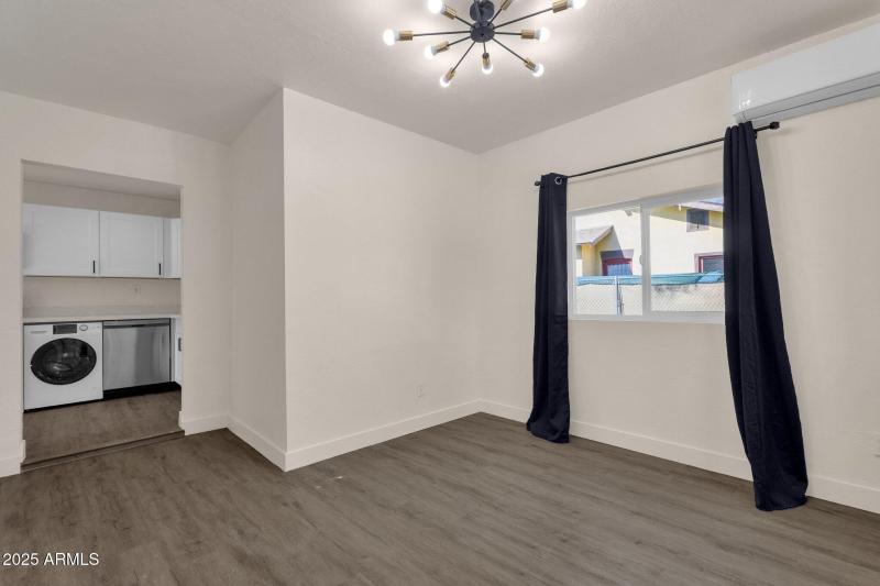 40-web-or-mls-329-n-17th-dr