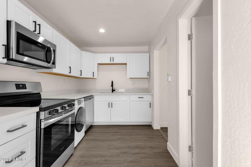 46-web-or-mls-329-n-17th-dr