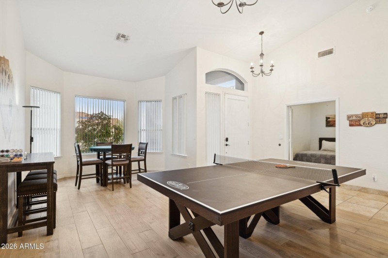 7-web-or-mls-4831-e-fernwood-ct