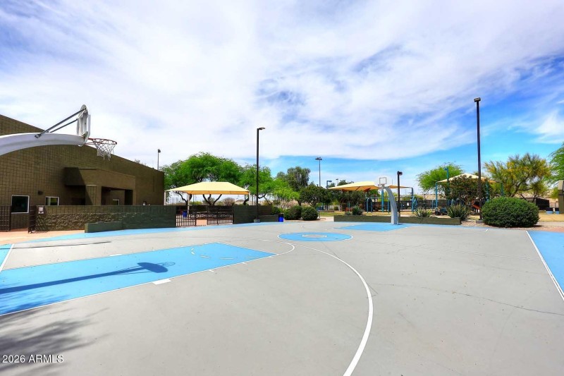 Horizon Park-Basketball Courts