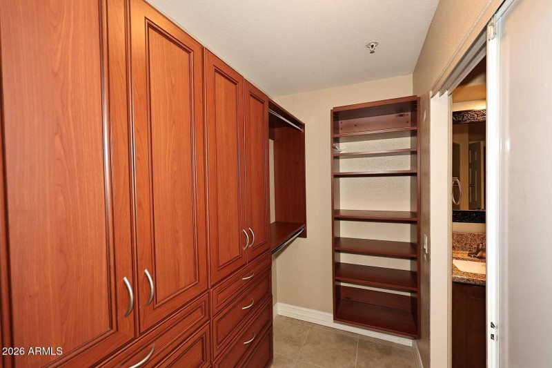 Primary Bedroom-Closet2