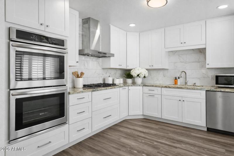 0B92F3D5-8CEB-4CB3-9A77-15E278BCDBB8