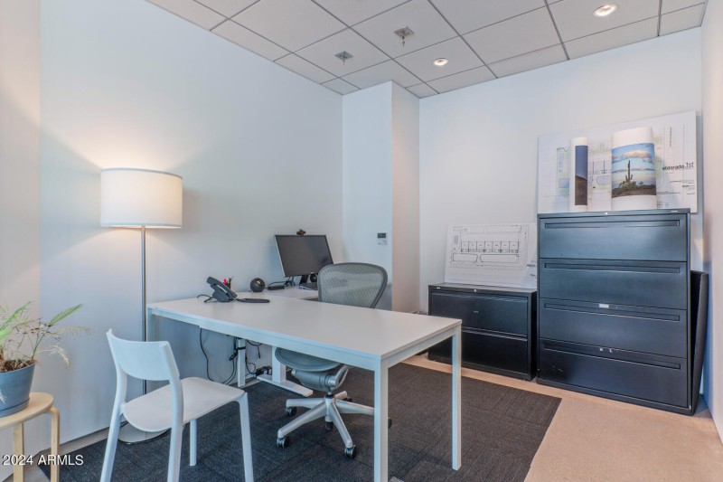 6901 East 1st Street-large-008-003-6901