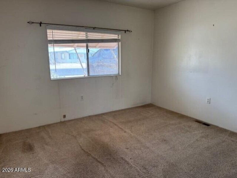 8b02d4a2-1d3e-498c-aa89-b4810a40250e