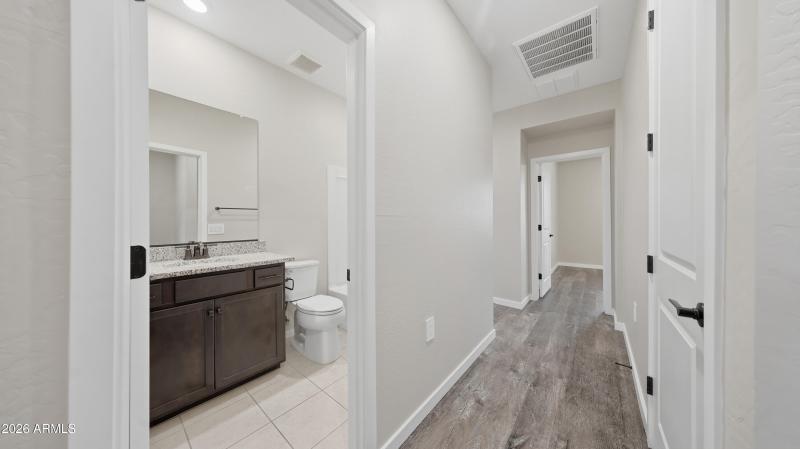 Reflecting_Walls_Real_Estate_Photography