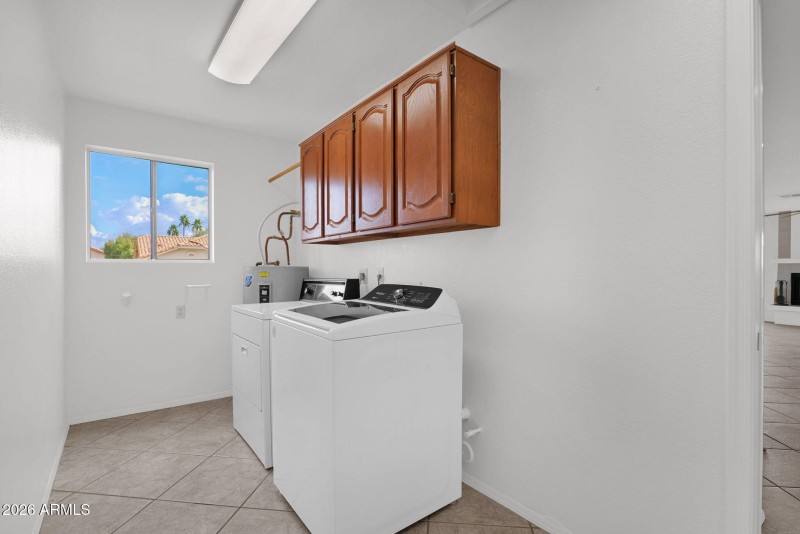 Utility room plumbed for sink