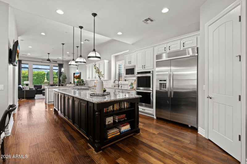 Double ovens built in Fridge