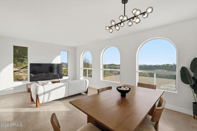 large-019b86a6-45ed-715a-b280-b53bbd010e