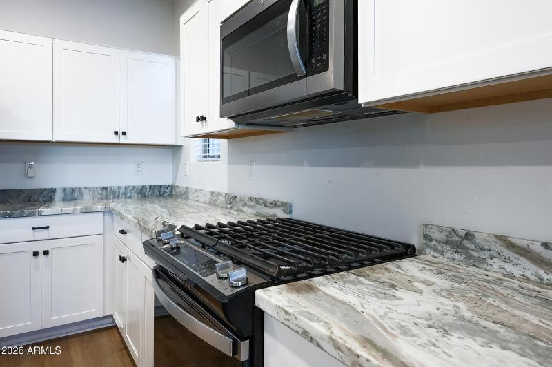 352 Malachite Dr 014