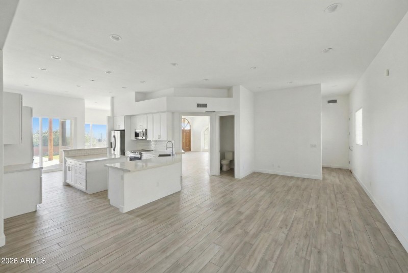 1 - ULTRA VIRTUAL ENHANCEMENTS (11)