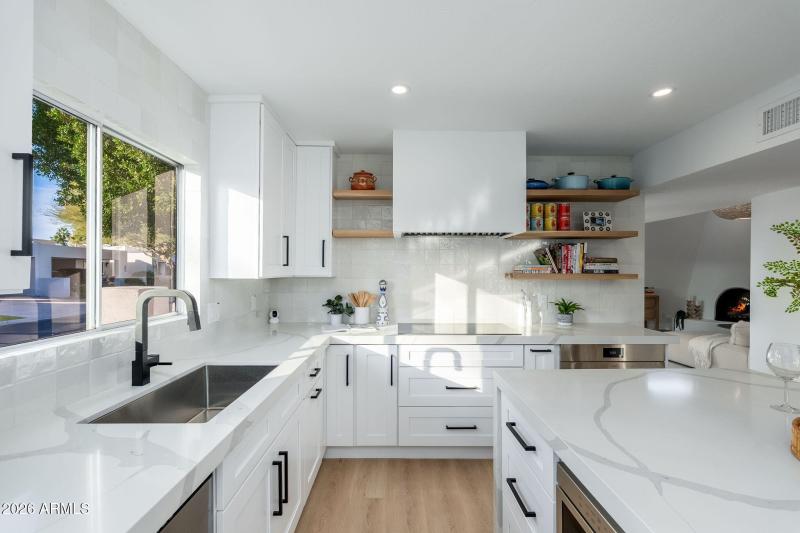 8742 E Via De Sereno - 09