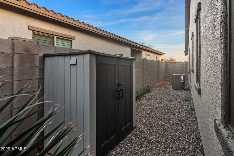 12580-East-Nandina-Pl-65