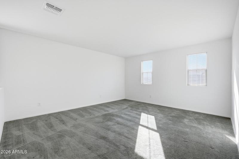 Huge Loft/2nd Living Room