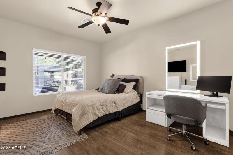 20-web-or-mls-17410-e-santa-rosa-ln