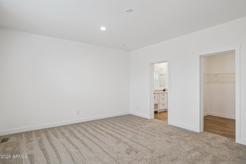 16-web-or-mls-717-n-ralston-rd