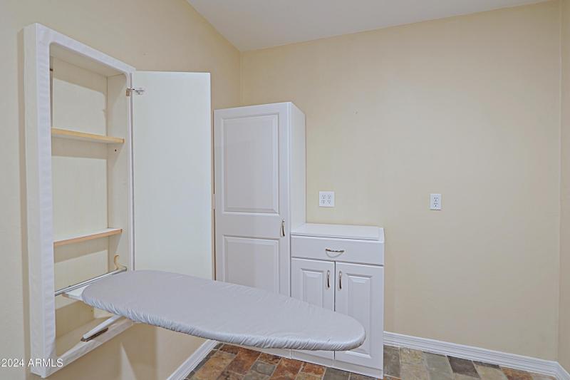 Laundry Room 2