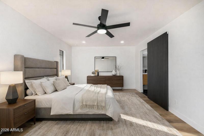 AD7C541D-3418-44EF-9E66-045B015DE64D