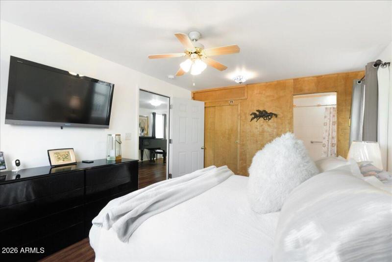 Main level ensuite bedroom