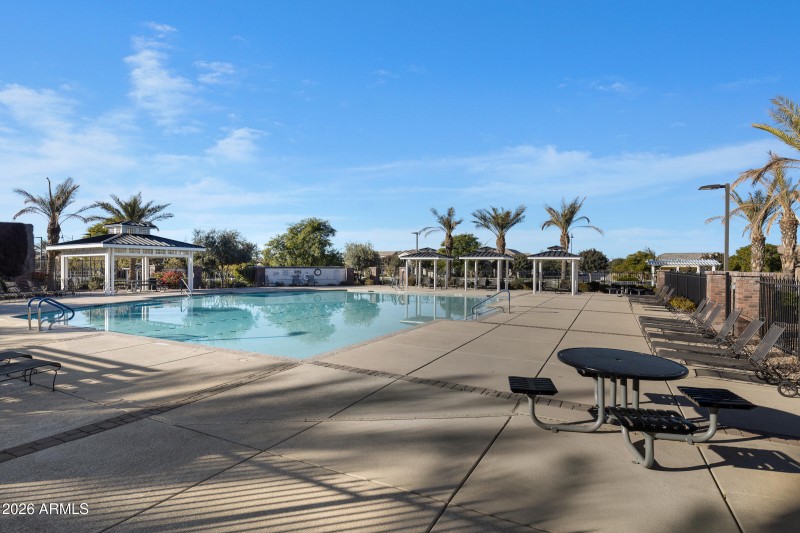 10555 E Mendoza Ave-41