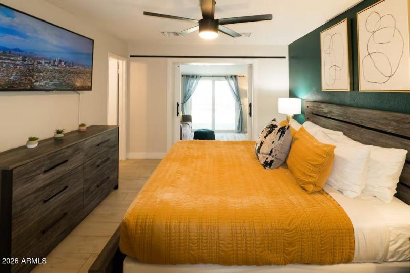 Master Bedroom (Alternate View)