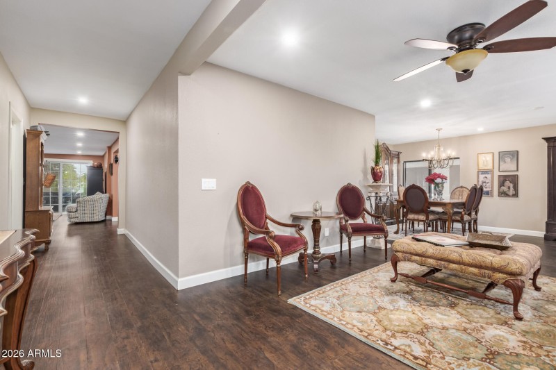 9013 E Sun Lakes Blvd S