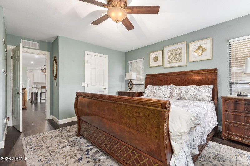 9013 E Sun Lakes Blvd S