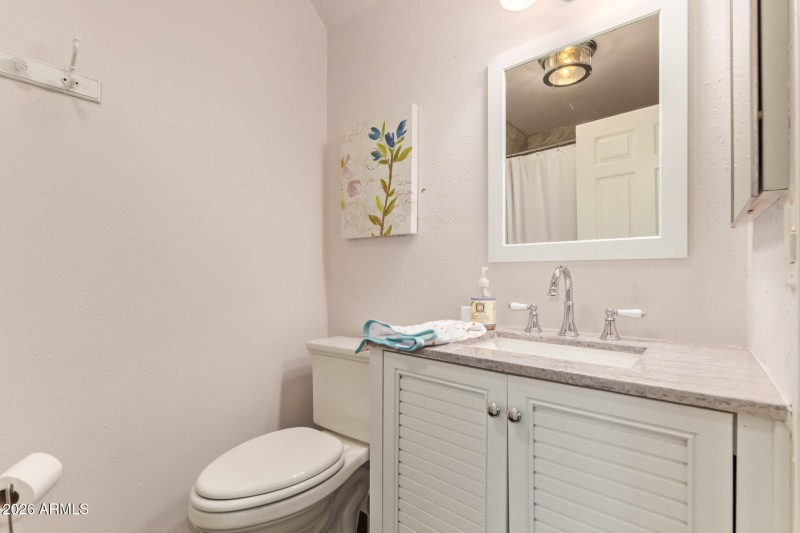 9013 E Sun Lakes Blvd S