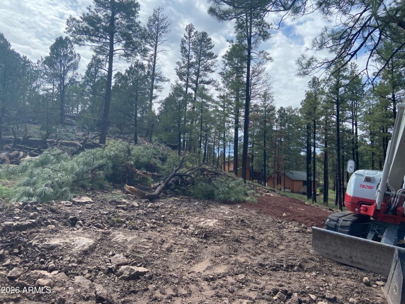 61E1B180-097C-4B5C-A27E-3AC17DC45BA2