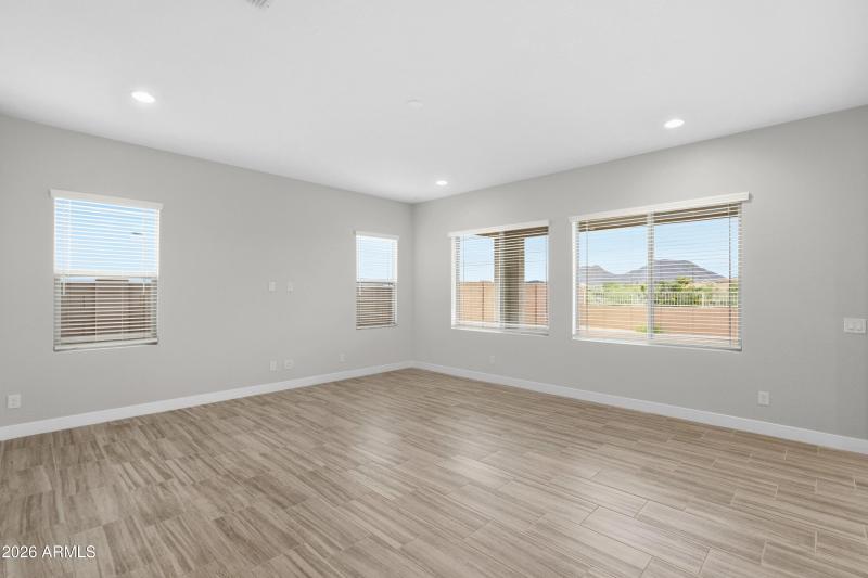 25127 N 75th Lane ~ Ready Now!