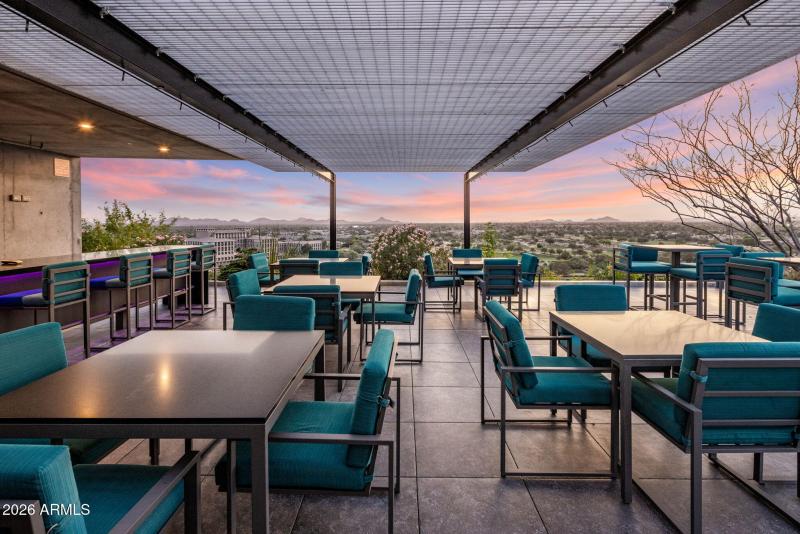 Rooftop Outdoor Seating