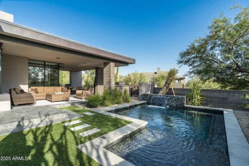 51-39621 N 107th Way (51 of 58)