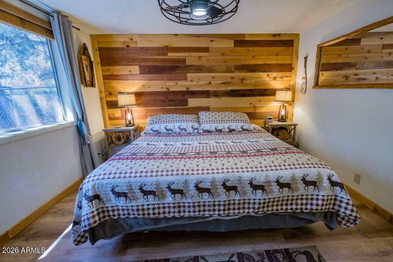 112_Trout_Creek_Cabin