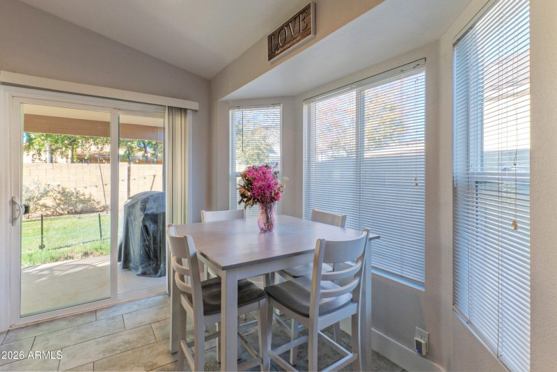 23658 North 36th Drive-print-012-003-din